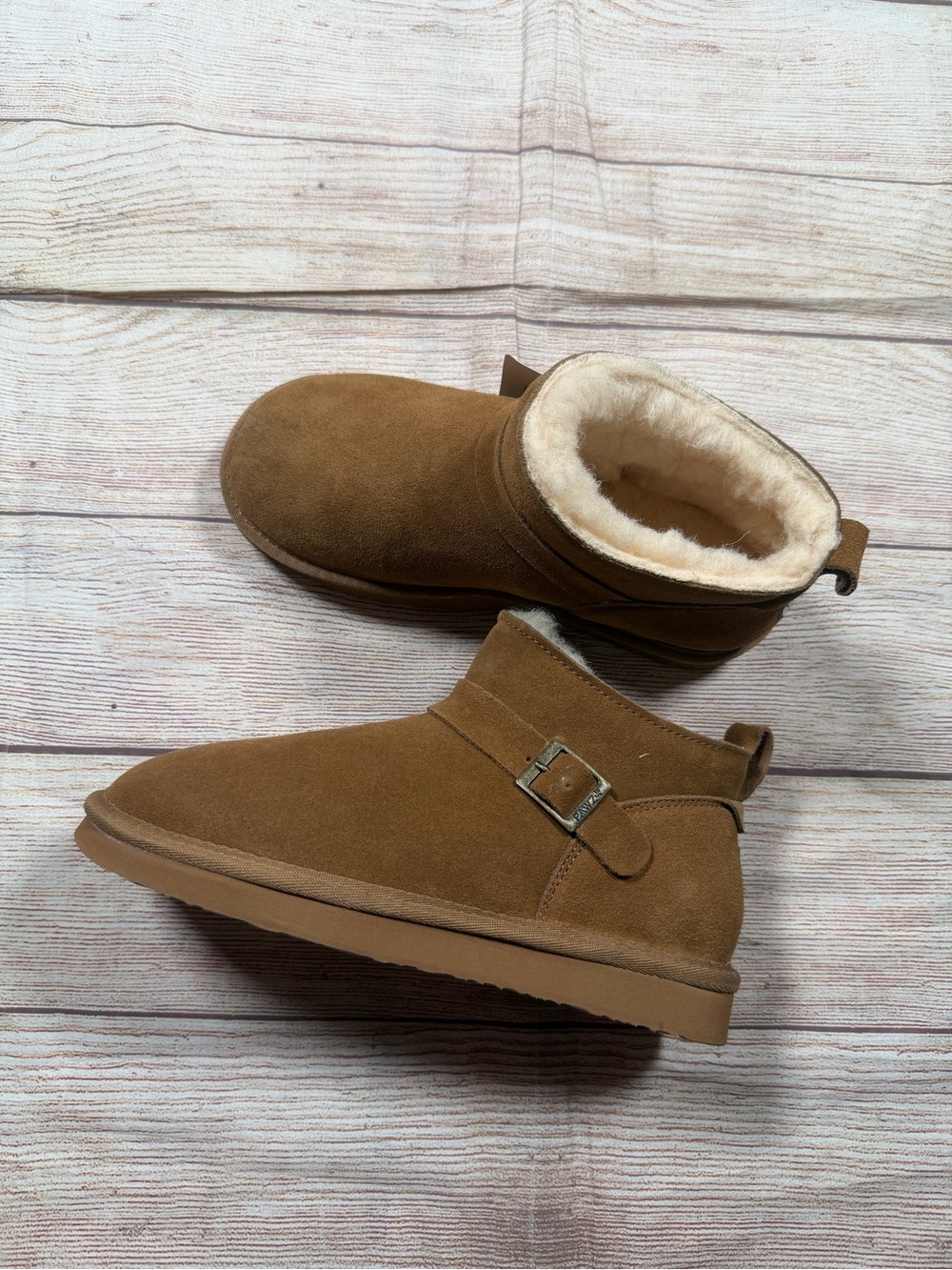 NWT Pawz BearPaw Women's Chestnut Suede Amy Boot Ankle Booties with Fur Lining